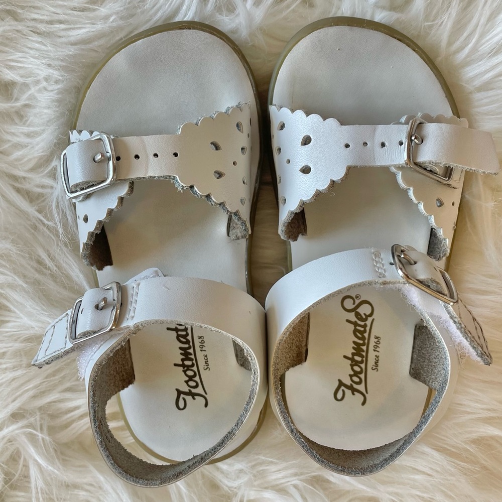 Footmates Size 7 Ariel Waterproof White Sandals